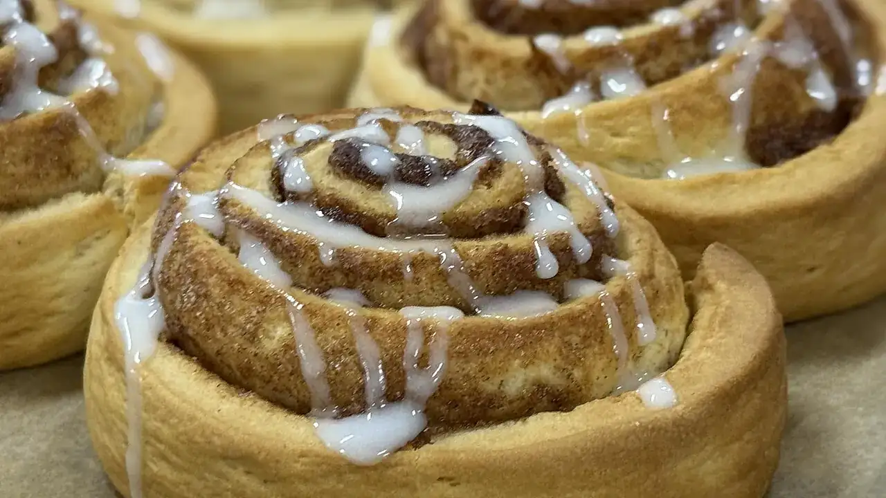 Iced cinnamon scrolls